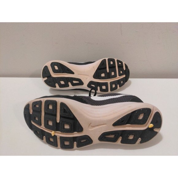 Nike Boys Revolution 3 Sneakers Sz 4Y Black Swoosh, Gently Used - Picture 7 of 8